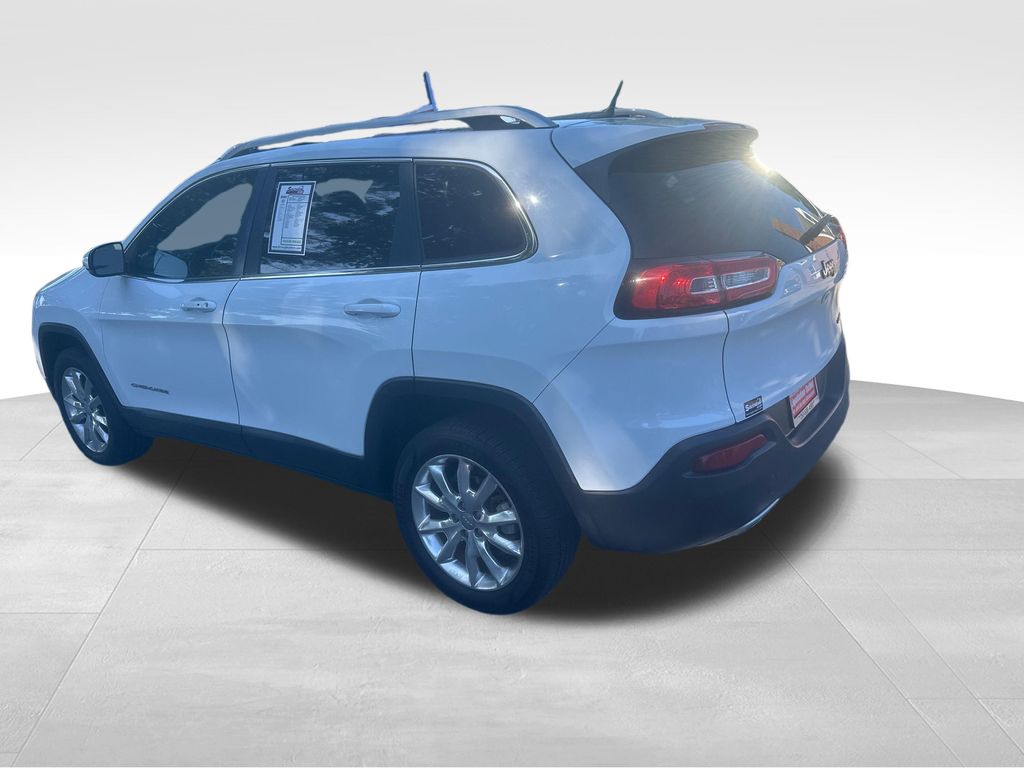 Used 2015 White Jeep Limited image 19