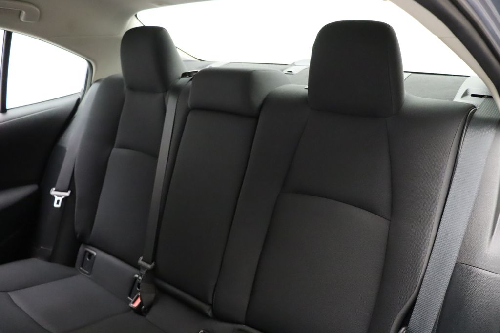 2022 Toyota Corolla LE 18