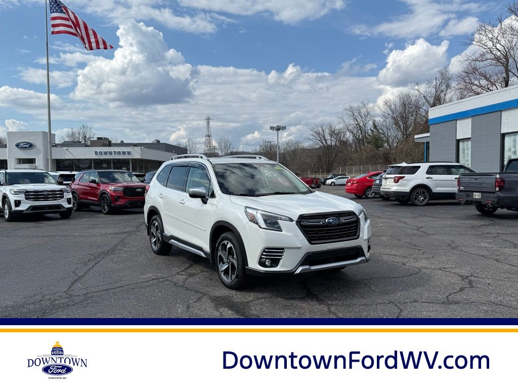 2024 Subaru Forester Touring Crossover AWD