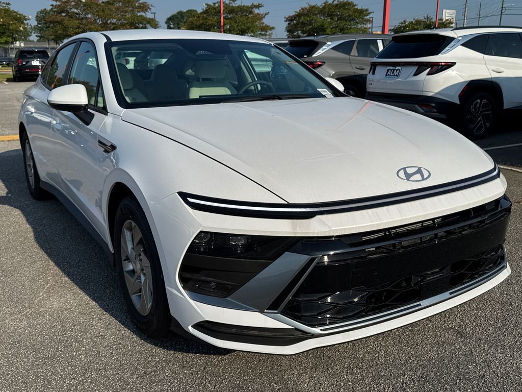 2025 Hyundai Sonata SE photo 7
