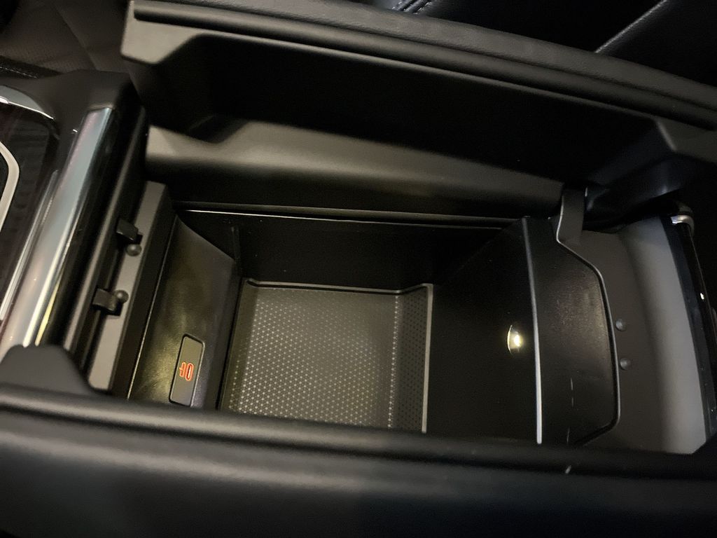 Thumbnail: 2026 BMW X5 - 21