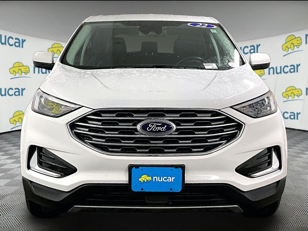 2022 Ford Edge — photo 2