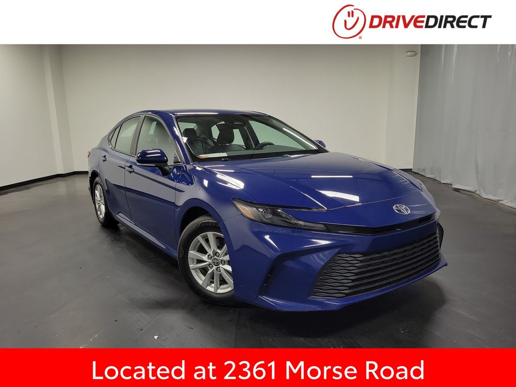 Toyota Camry LE FWD