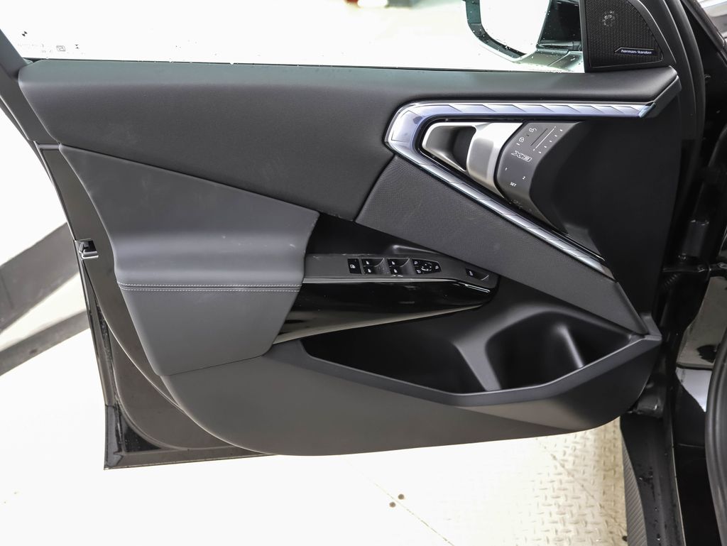 Thumbnail: 2026 BMW X3 - 9