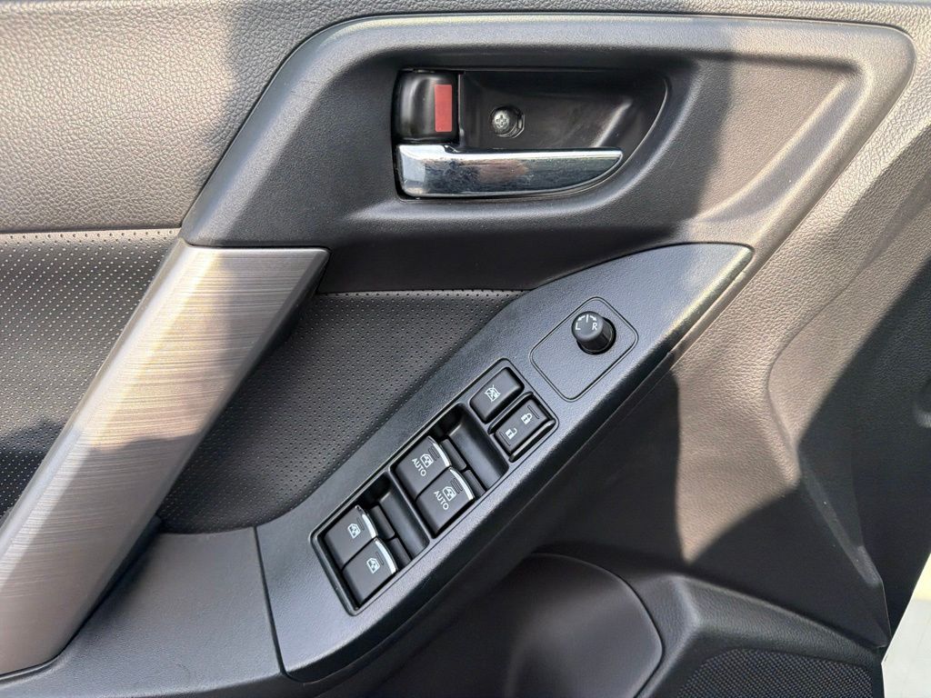 Thumbnail: 2018 Subaru Forester - 26