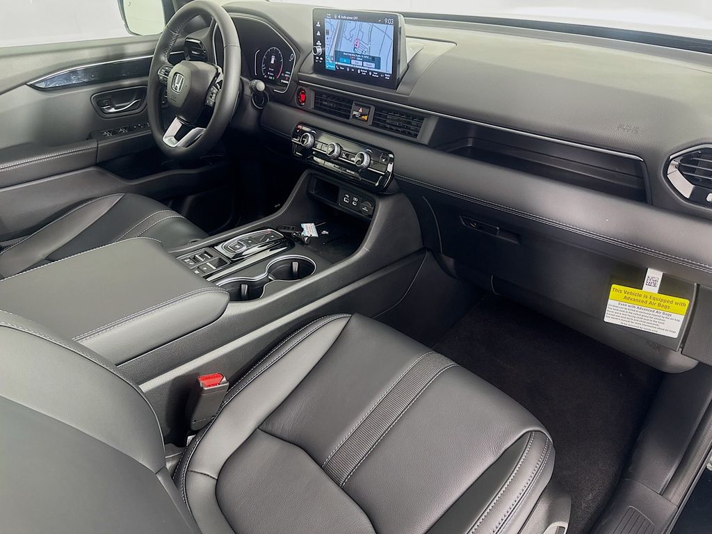 New Car 2025 Honda Pilot  Touring For Sale Under $50,000 In Austin, Texas