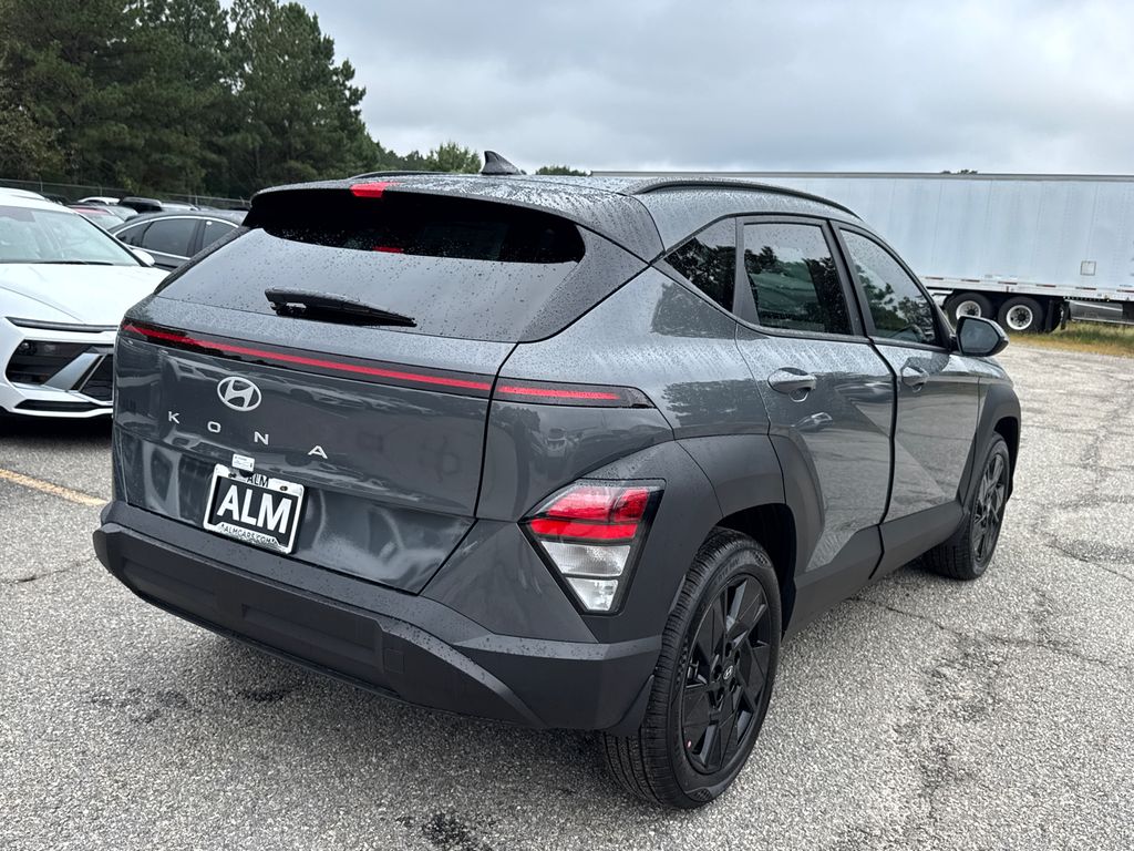 2026 Hyundai Kona SEL photo 4