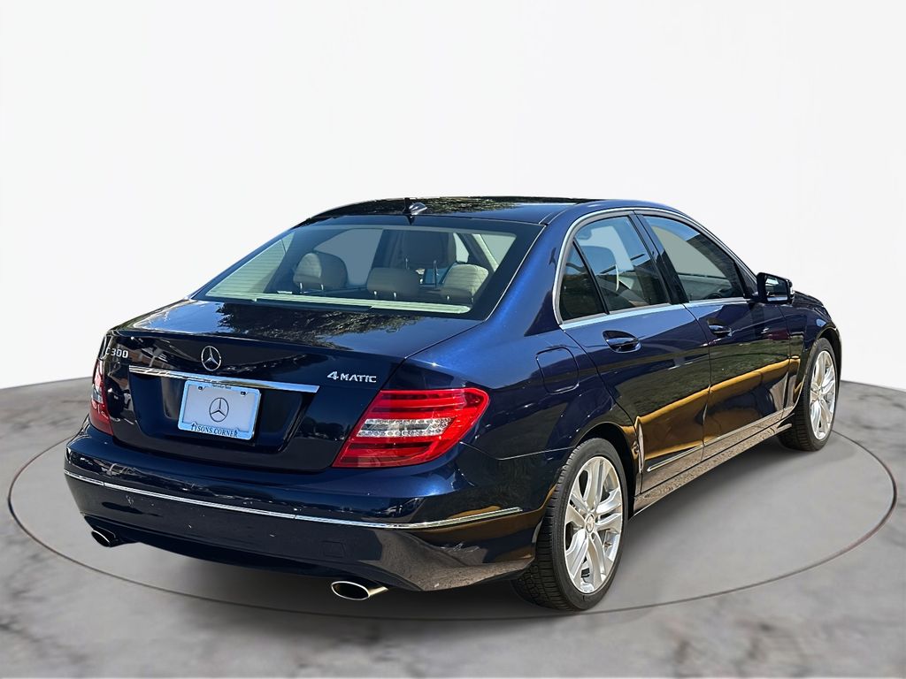 Thumbnail: 2012 Mercedes-Benz C-Class - 7