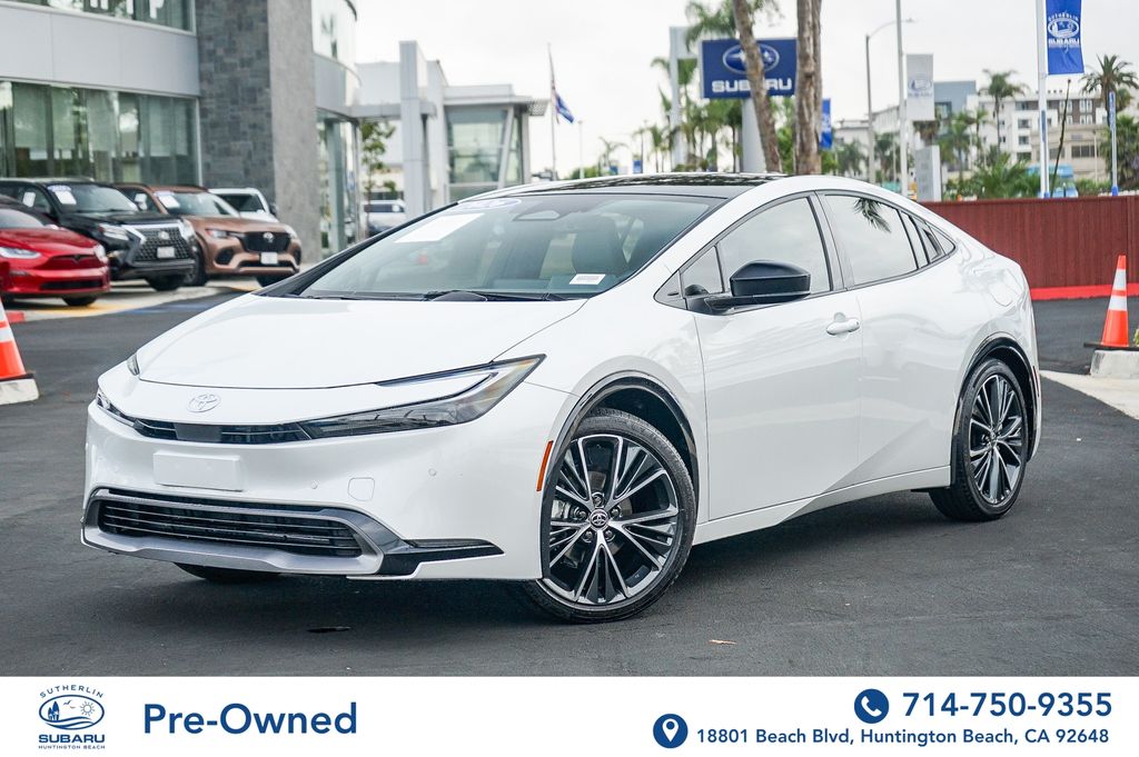 Pearl 2026 Toyota Prius Limited FWD Hatchback Front-Wheel Drive Continuously Variable Transmission