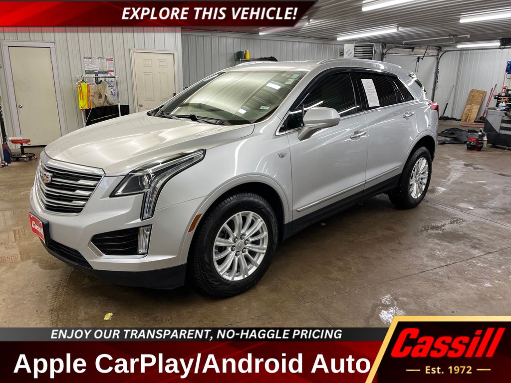Radiant Silver Metallic 2017 Cadillac XT5 FWD SUV / Crossover Front-Wheel Drive 8-Speed Automatic