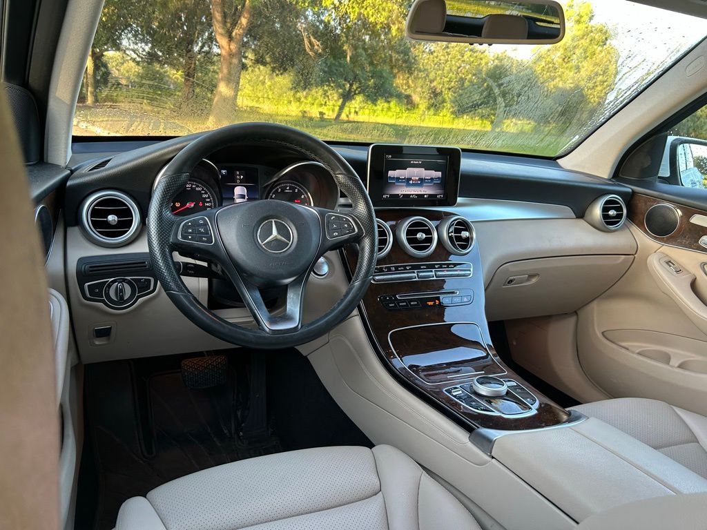 Thumbnail: 2018 Mercedes-Benz GLC - 12
