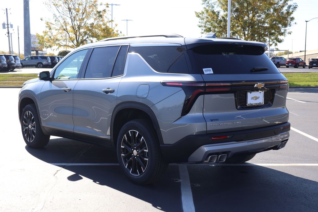 Thumbnail: 2026 Chevrolet Traverse - 5