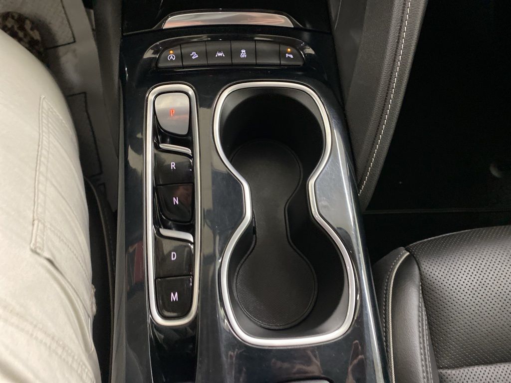 2021 Buick Envision Essence photo