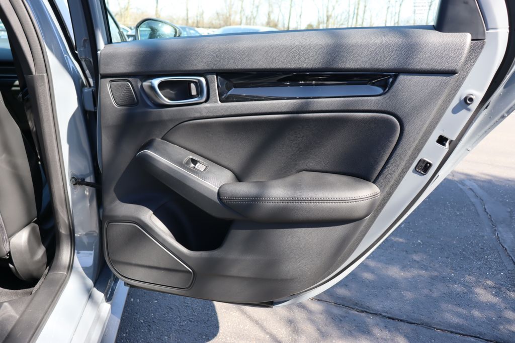 2025 Honda Civic Sport Touring 14