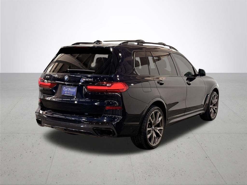 2020 BMW X7 M50i