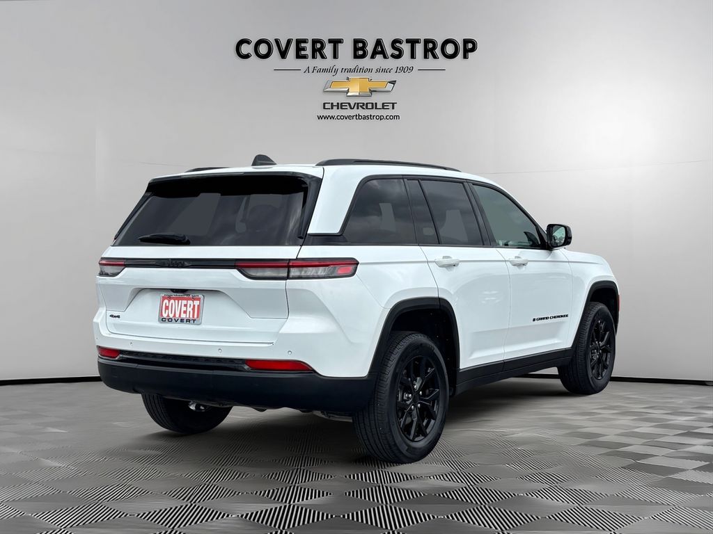 Used Car 2025 Jeep Grand Cherokee  Altitude For Sale Under $40,000 In Austin, Texas