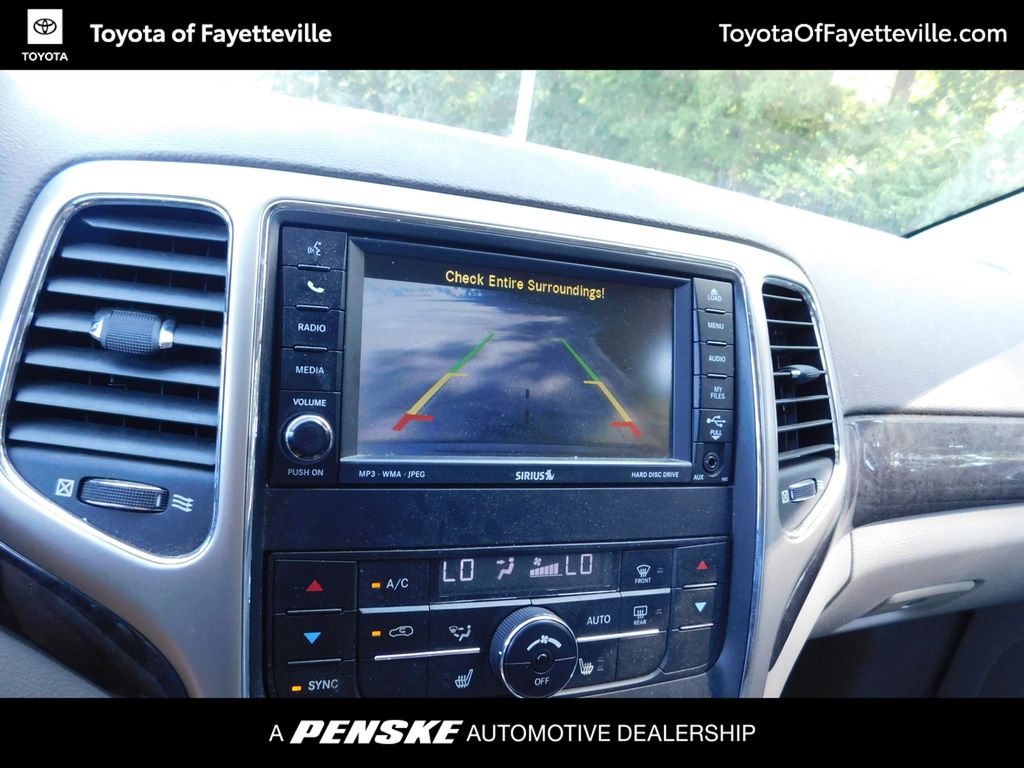Thumbnail: 2011 Jeep Grand Cherokee - 8