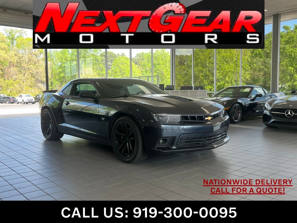 Chevrolet Camaro 2SS Coupe RWD