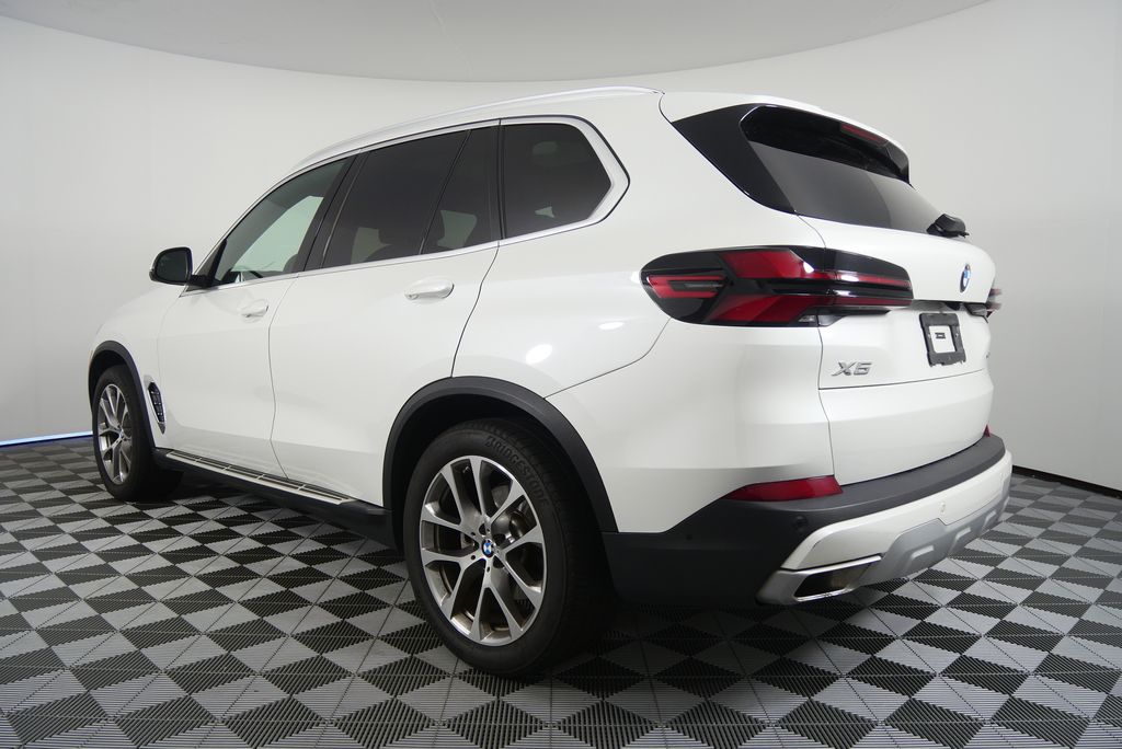 Thumbnail: 2024 BMW X5 - 5