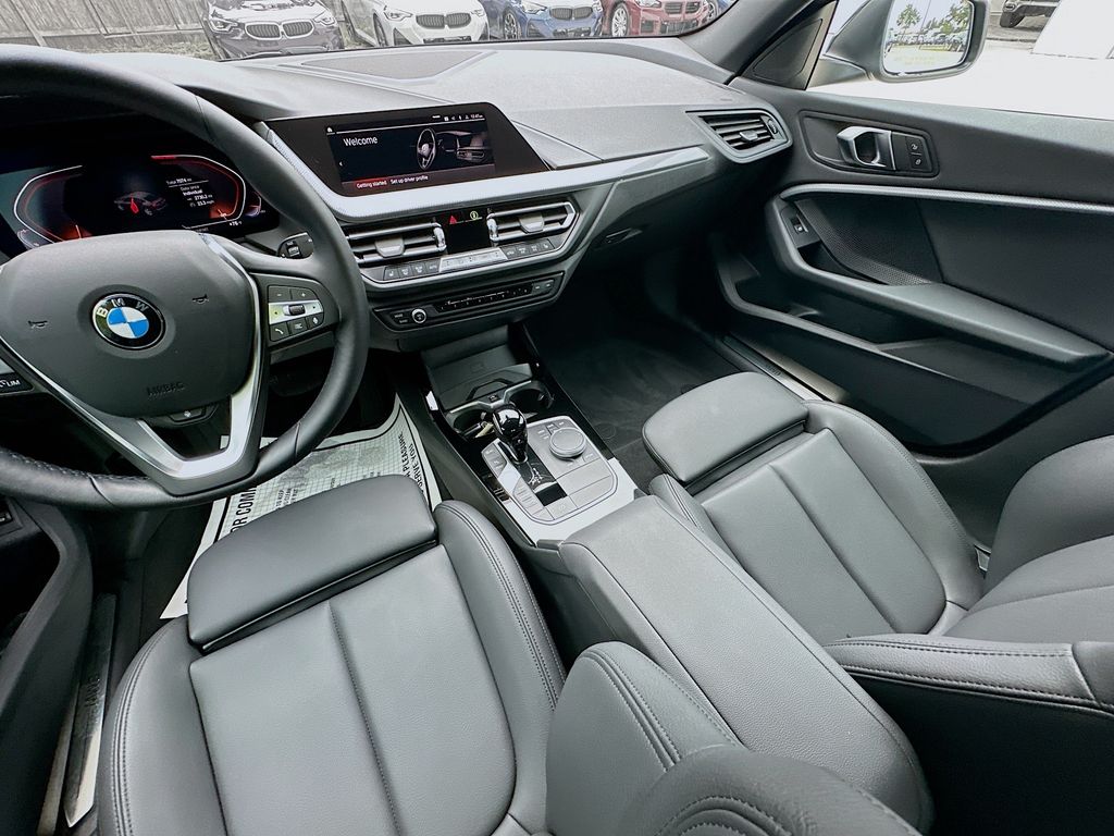 Thumbnail: 2024 BMW 2 Series - 28