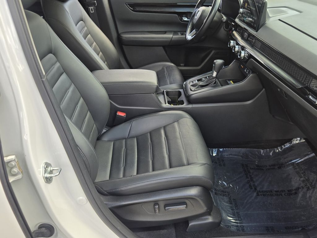 2025 Honda CR-V - $32,989