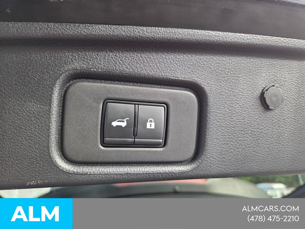 Used 2025 Black Nissan SV image 12