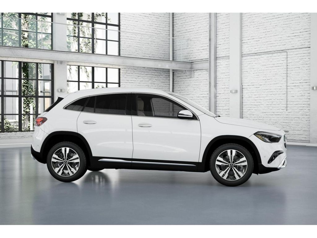 Thumbnail: 2026 Mercedes-Benz GLA - 15