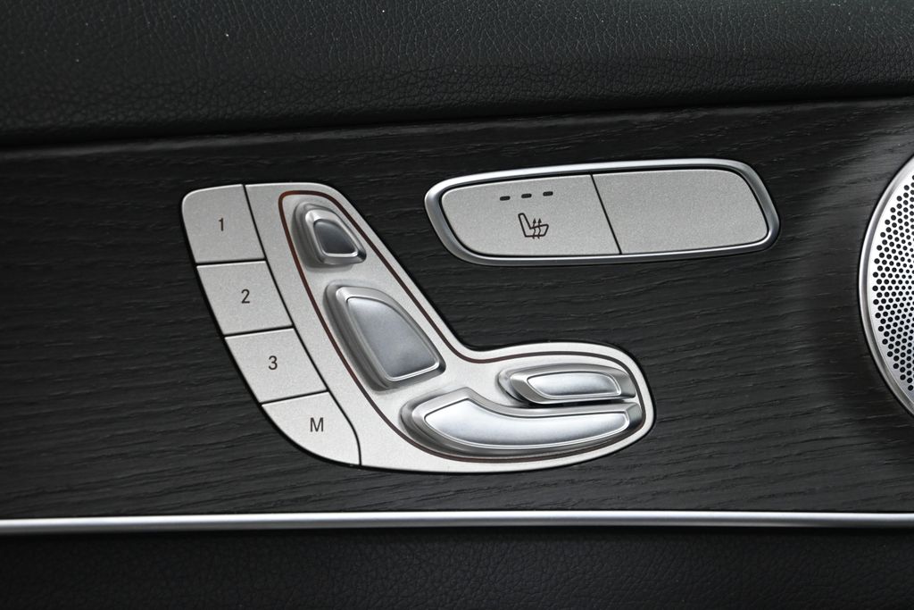 Thumbnail: 2020 Mercedes-Benz C-Class - 29