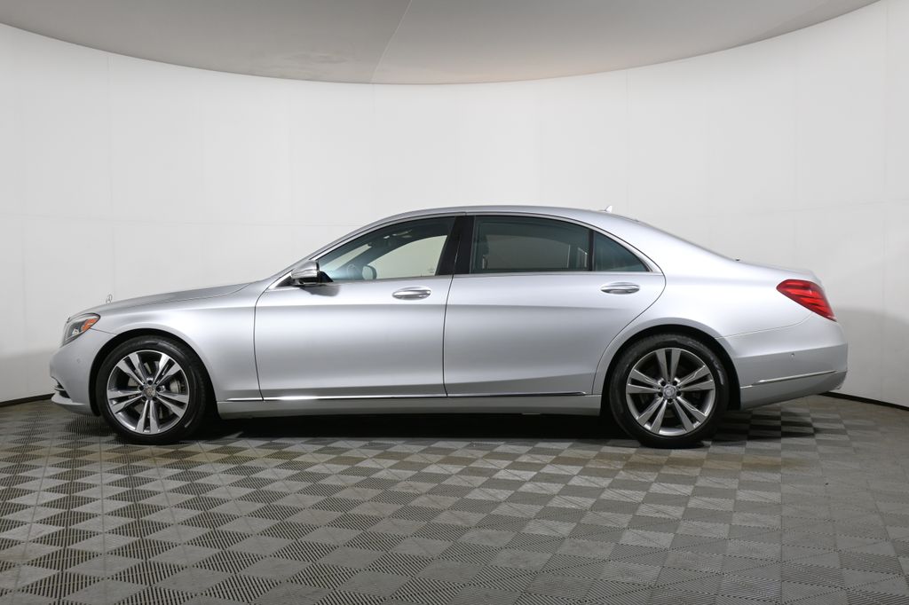 Thumbnail: 2016 Mercedes-Benz S-Class - 2