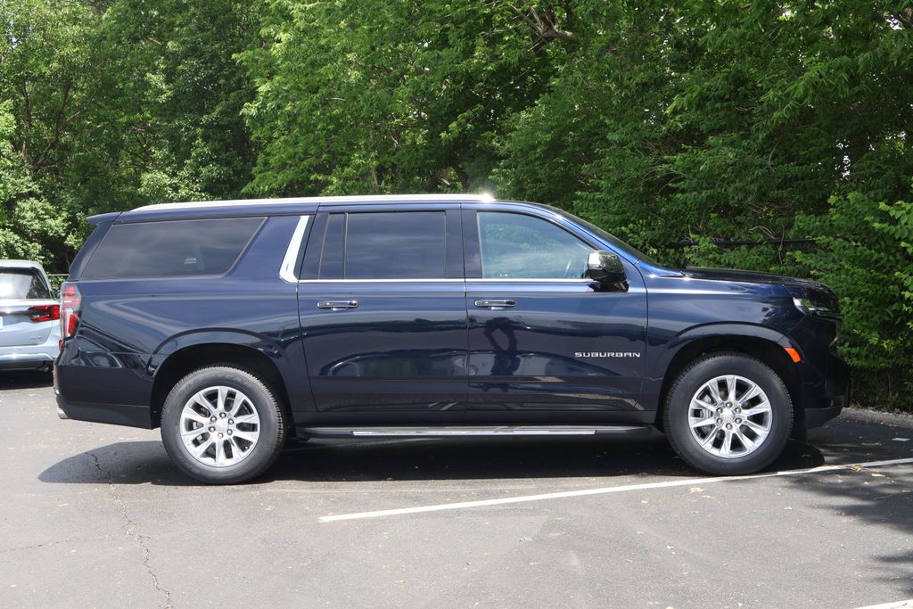 Thumbnail: 2024 Chevrolet Suburban - 12