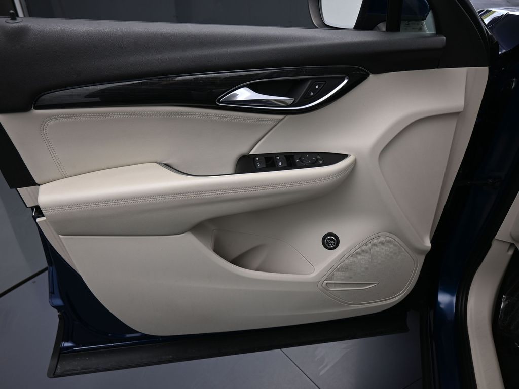 Used 2023 Sapphire Metallic Buick Preferred image 12