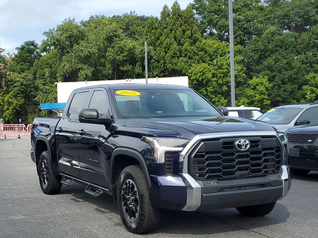 Blueprint 2025 Toyota Tundra Pickup Truck Four-Wheel Drive Automatic