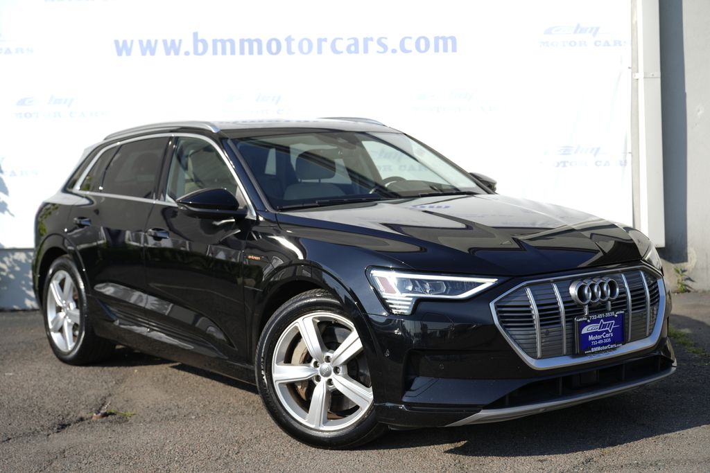  2019 Audi e-tron Prestige quattro AWD   