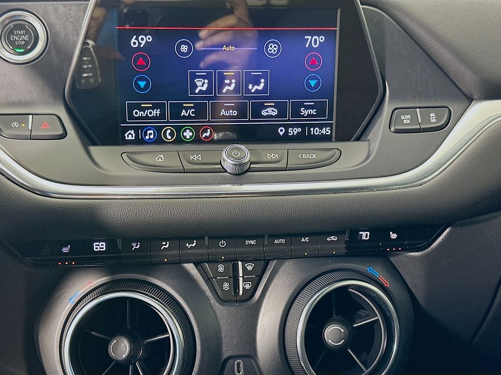 Thumbnail: 2022 Chevrolet Blazer - 15