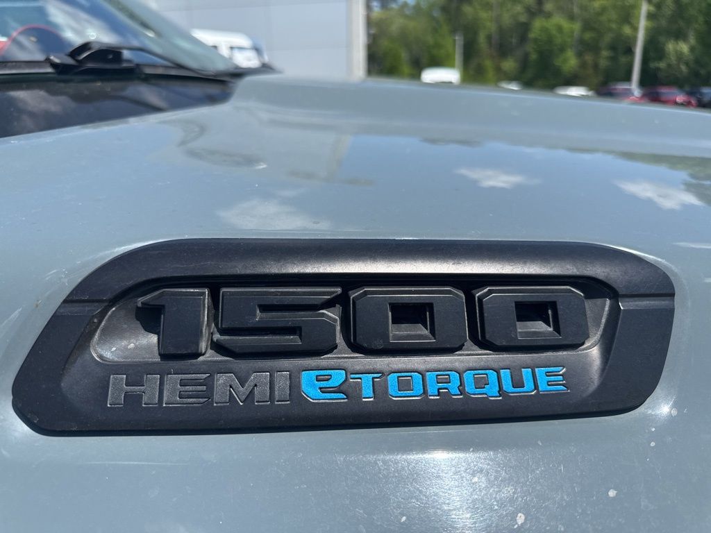 2021 Ram 1500 Big Horn Crew Cab 4x4 5'7" Box