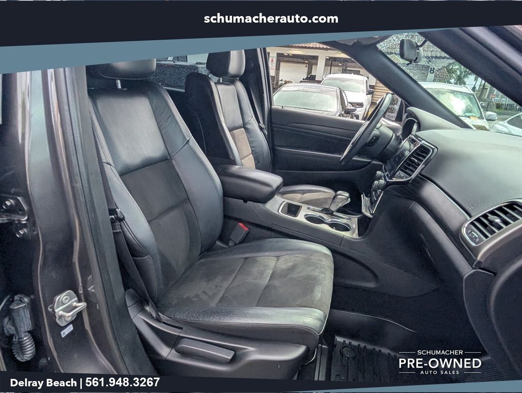 used 2021 Jeep Grand Cherokee car, priced at $16,498
