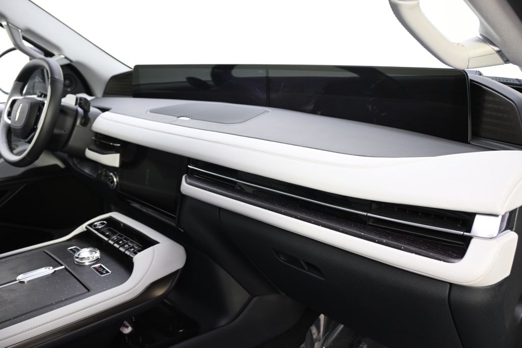 New 2026 White Lincoln Black Label image 15