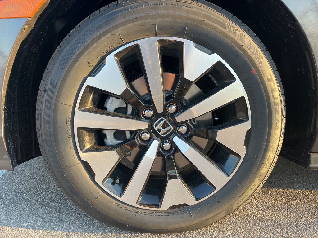 Thumbnail: 2026 Honda Odyssey - 7