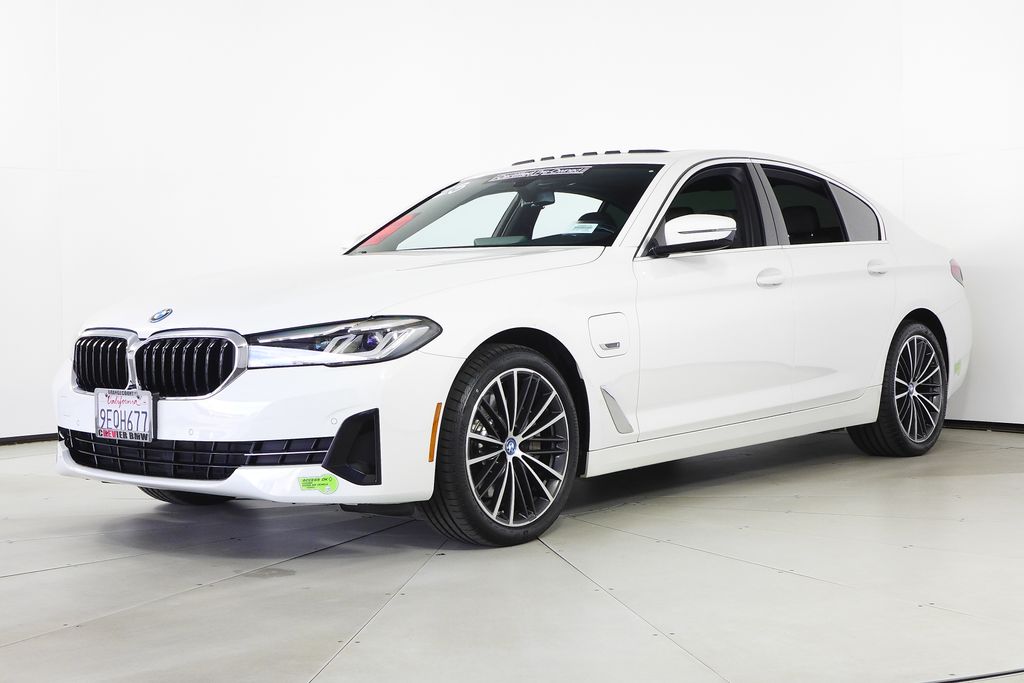 Thumbnail: 2023 BMW 5 Series - 2