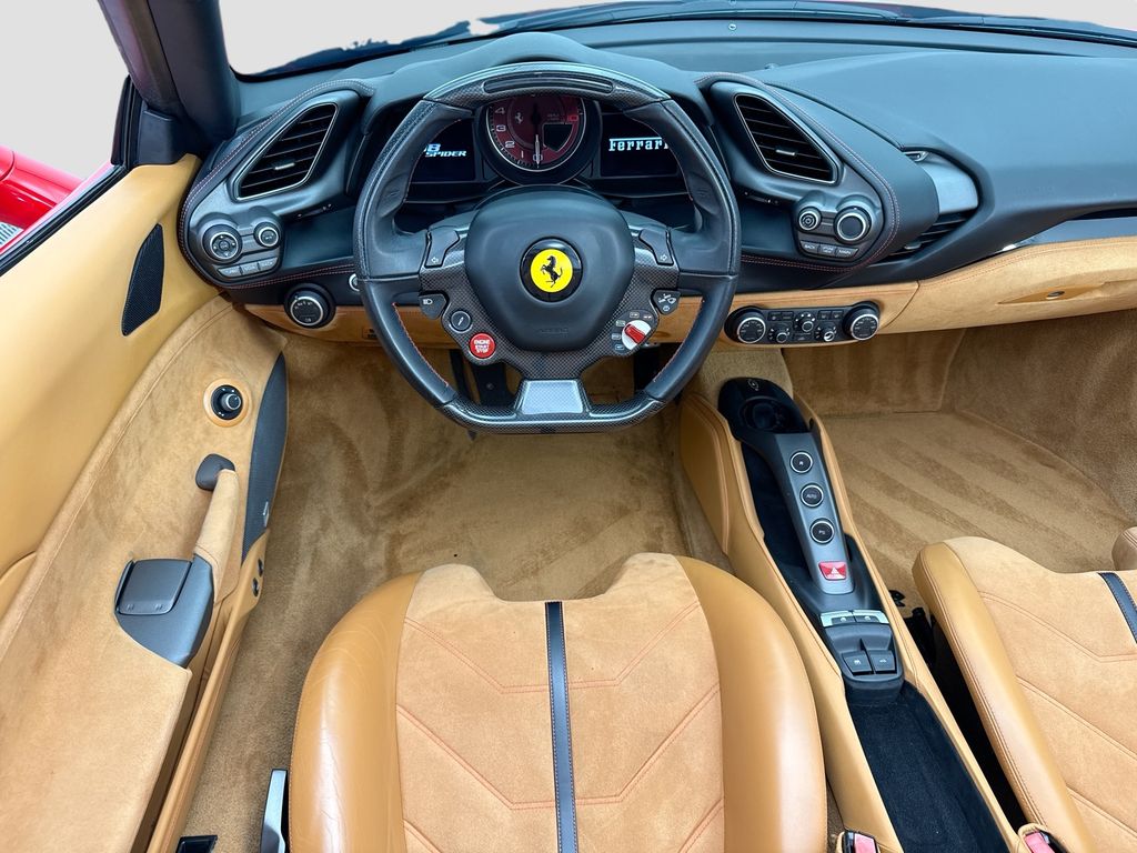 Thumbnail: 2019 Ferrari 488 - 19