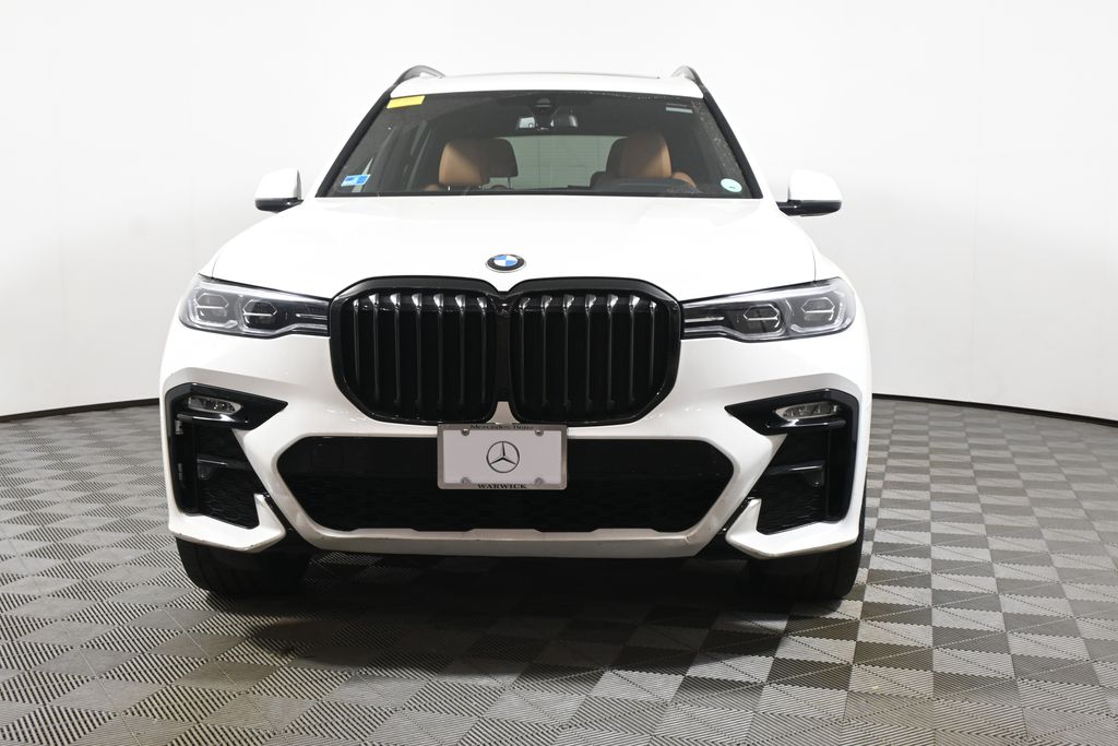 Thumbnail: 2022 BMW X7 - 10