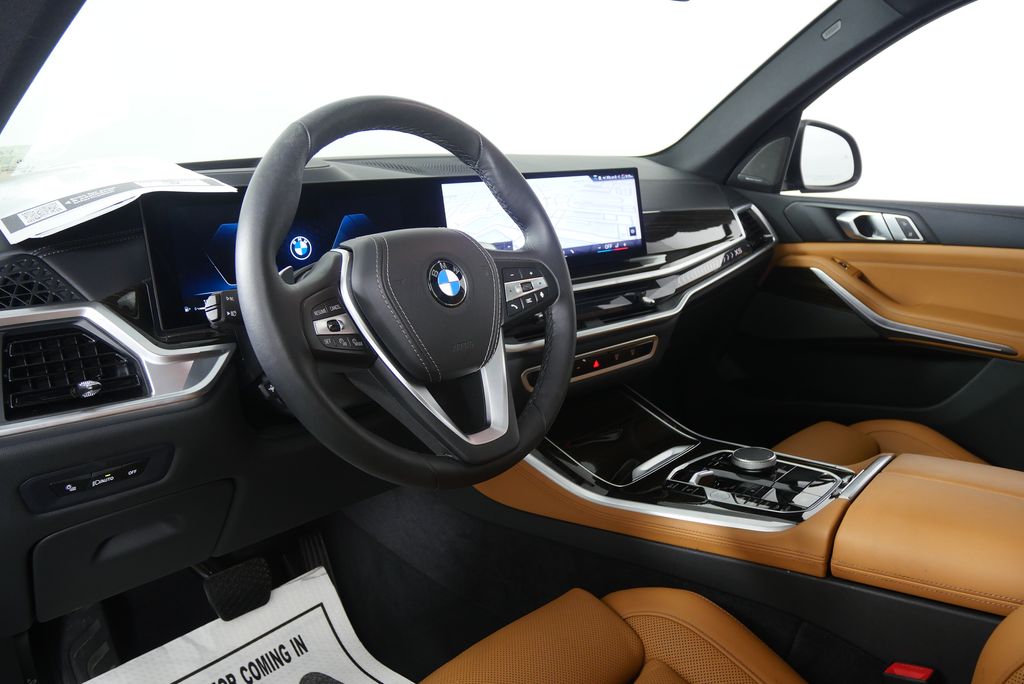 Thumbnail: 2024 BMW X5 - 13