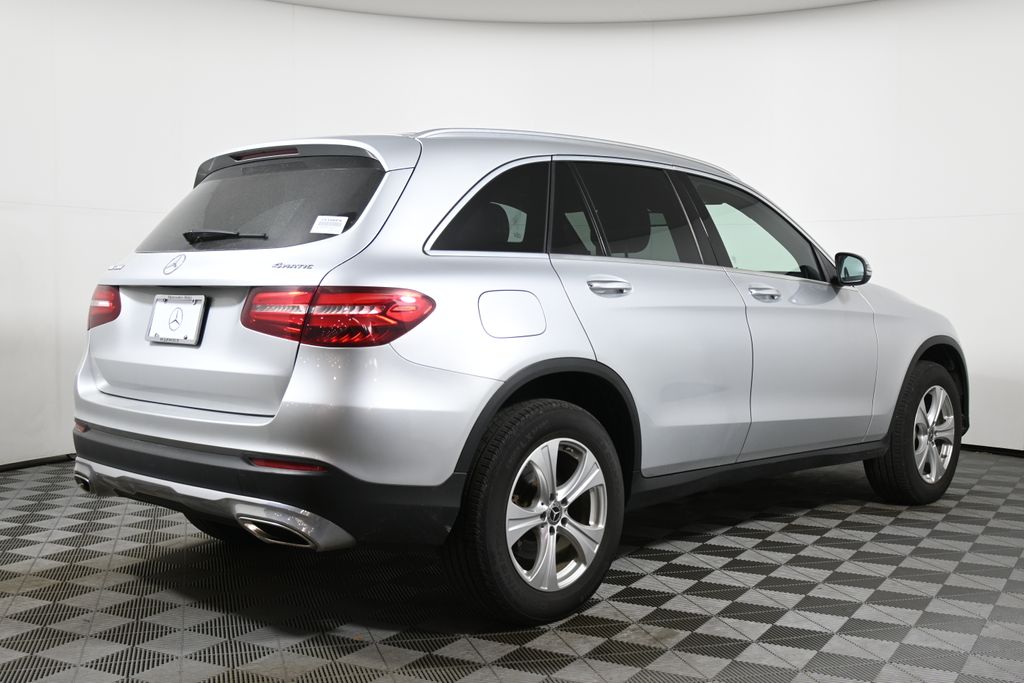 2018 Mercedes-Benz GLC 300 7