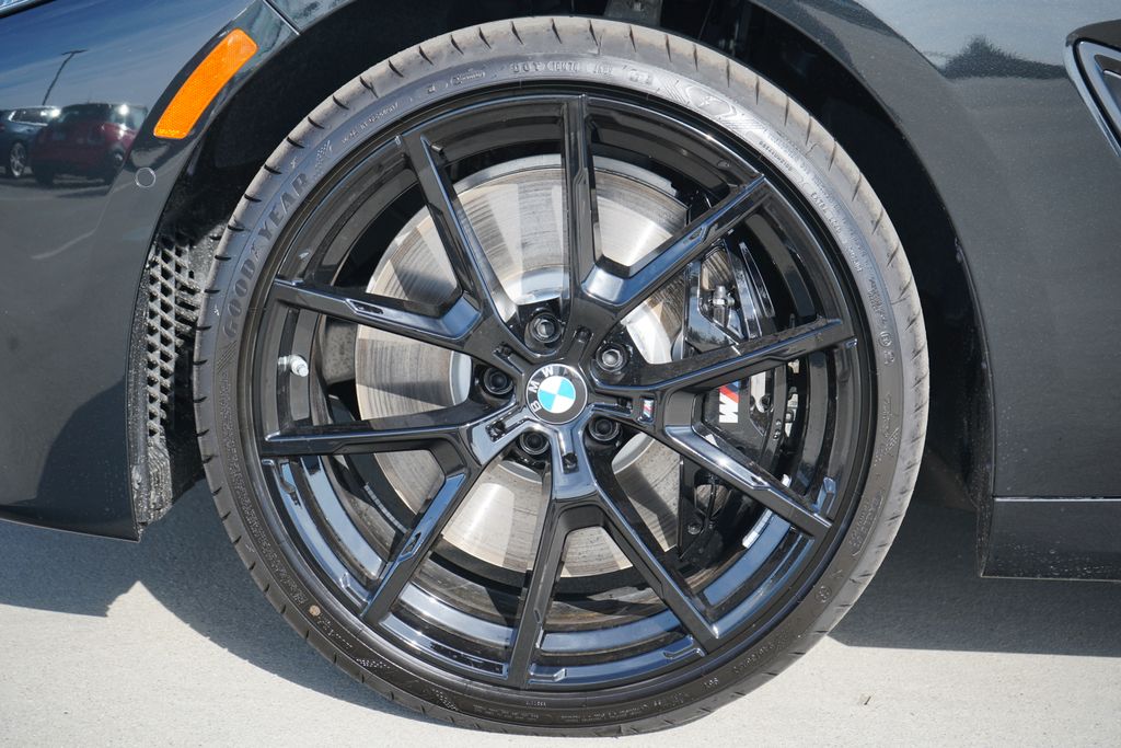 Thumbnail: 2026 BMW 8 Series - 5