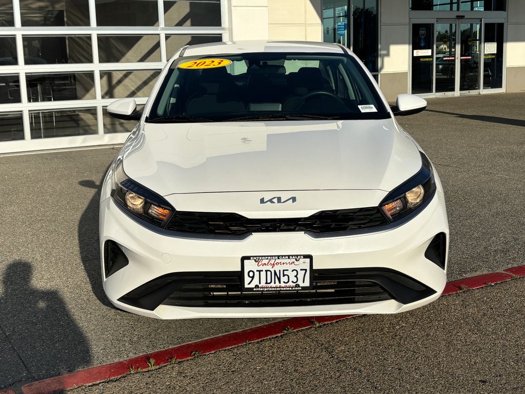 Thumbnail: 2023 Kia Forte - 2