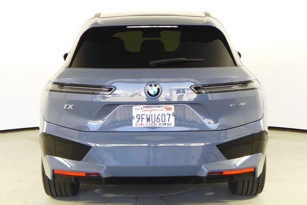 Thumbnail: 2023 BMW iX - 7