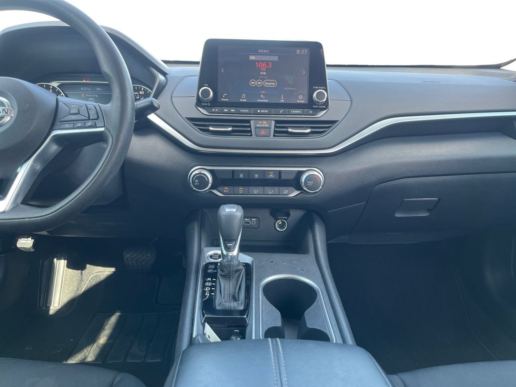 Used Car 2022 Nissan Altima  2.5 Sv For Sale Under $20,000 In Taylor, Texas