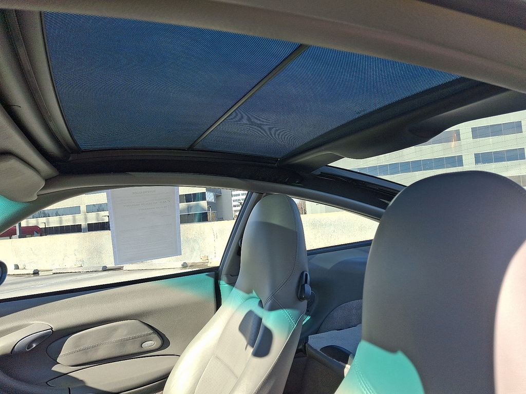 Thumbnail: 2003 Porsche 911 - 13