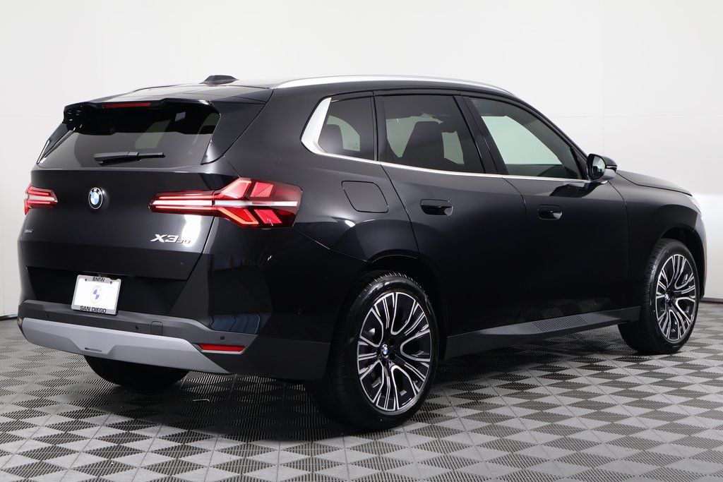 Thumbnail: 2026 BMW X3 - 2