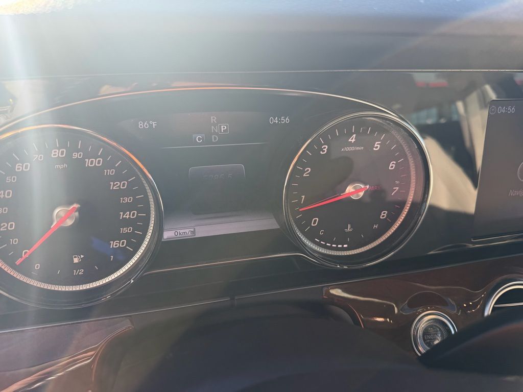 Thumbnail: 2018 Mercedes-Benz E-Class - 12